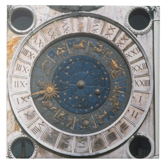 Carreau Le visage d'or et d'horloge d'émail, conception (Devant)