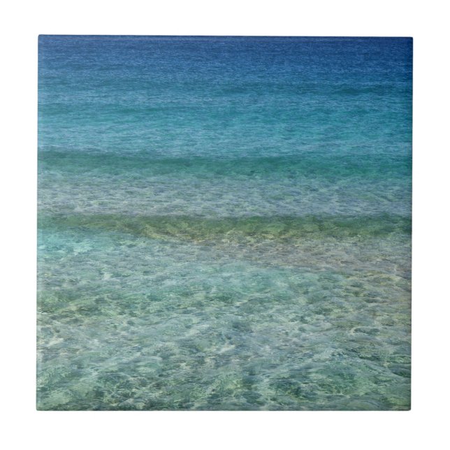 Carreau L'eau bleue d'océan au-dessus du sable blanc (Devant)