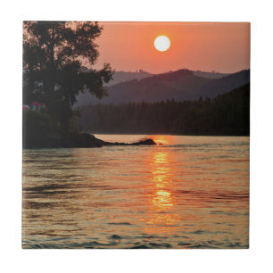 Carreau Lever de soleil époustouflant sur la rivière Katou