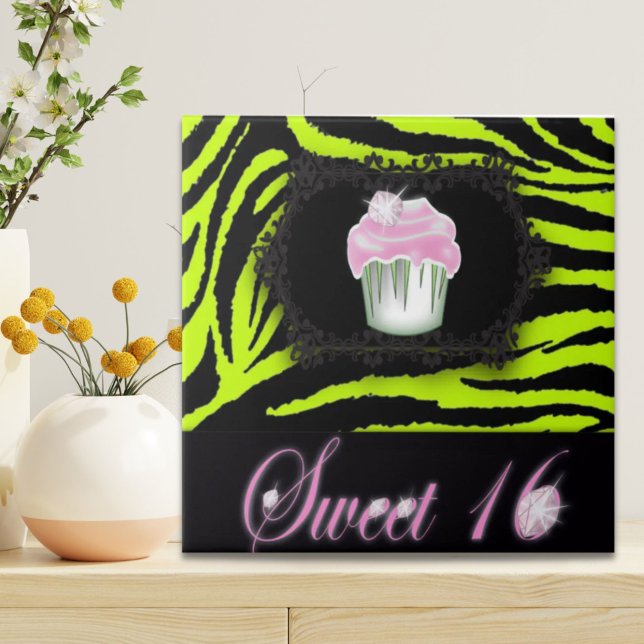 Carreau Lime vert zèbre imprimé Sweet sixteen Cupcake rose (Lime green zebra print Pink Cupcake Sweet Sixteen Tile)