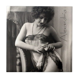 Carreau Lovely in Lace Sexy Femme Lingerie Vintage Pin-Up