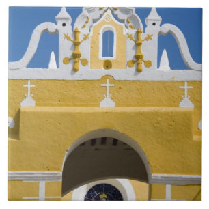 Carreau Mexique, Yucatan, Izamal. Le couvent franciscain