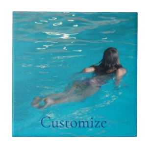 Carreau Modèle féminin natation Thunder_Cove