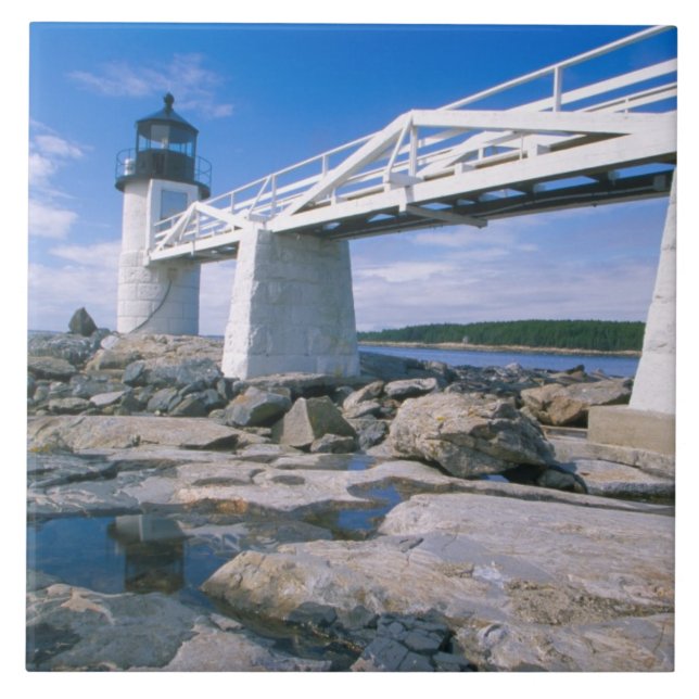 Carreau NA, USA, Maine, Port Clyde.  Point Marshall (Devant)