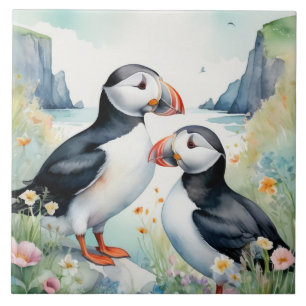 Carreau Oiseaux de Puffin sur la côte avec des fleurs d'aq