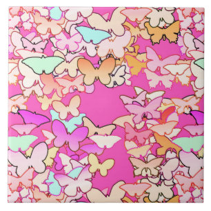Carreau Papillons, roses multiples et profondes