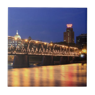 Carreau Pennsylvania State Walnut Street Bridge