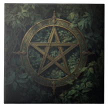 Pentacle de sorcière verte inspiré des Lemuriens a