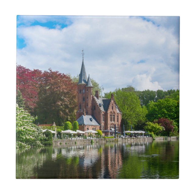 Carreau Petit château près du lac à Bruges, Belgique (Devant)