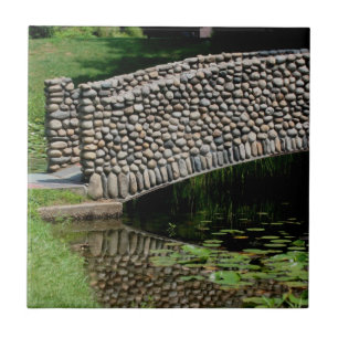 Carreau Pont de pierre au-dessus de Lily Pond Nature