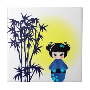 Carreau Poupée japonaise de kokeshi au bambou pendant le
