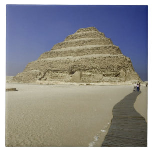 Carreau pyramide à degrés de Saqqara, l'une des premières