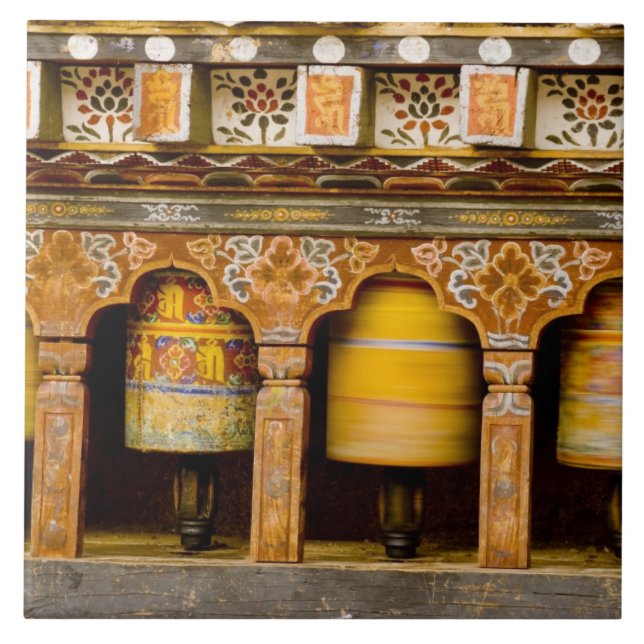 Carreau Roues de prière, roue de mani à Trongsa Dzong, (Devant)
