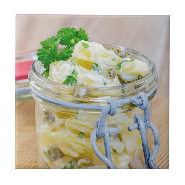 Carreau Salade de pommes de terre dans un bocal en bois (Devant)