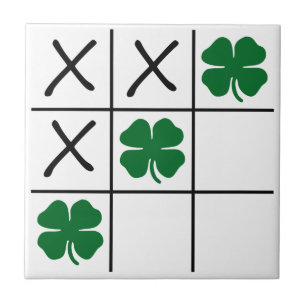 Carreau Shamrock Tic Tac Toe