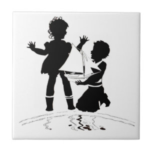 Carreau silhouette de fille et garçon et bateau modèle