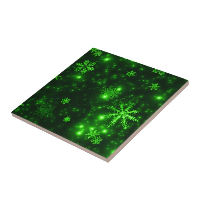 Carreau Snowflakes with Green Background (Côté)