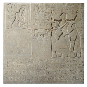 Carreau Stele des colliers, Hormin recevant l'or
