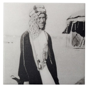 Carreau T.E. Lawrence dans la robe arabe (photo de b/w)