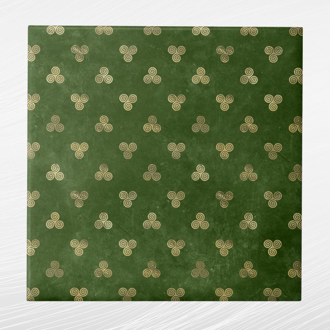 Carreau Triple spirale Celtique Vert Or (Créateur téléchargé)