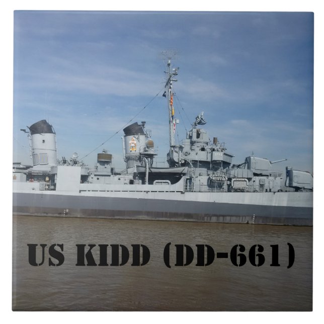 CARREAU USS KIDD DD 661 (Devant)