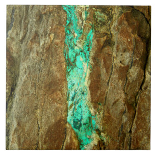 Carreau Veine naturelle de turquoise dans la pierre brune
