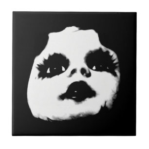 Carreau Visage de poupée effrayant