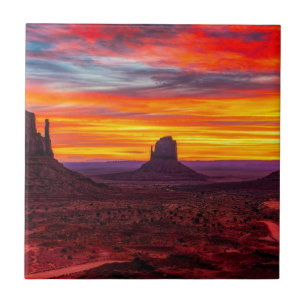 Carreau Vue pittoresque du coucher du soleil sur la mer