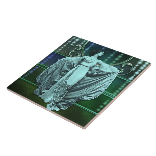 Carreau Zohara : Femme d'art déco dans l'Aqua et le vert (Côté)
