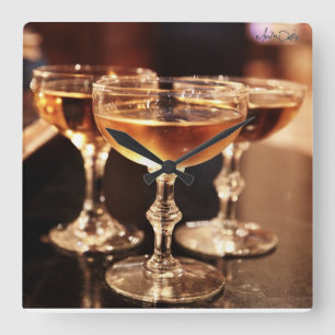 Carrée boisson champagne doré horloge de cuisine bar