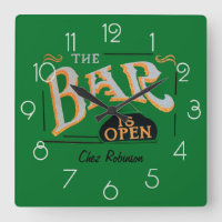 Horloge à barres personnalisées Green and Gold Hom