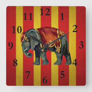 Carrée horloge d'éléphant de cirque vintag