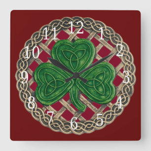 Carrée Horloge Du Carré Shamrock Rouge Et Noeuds Celtique