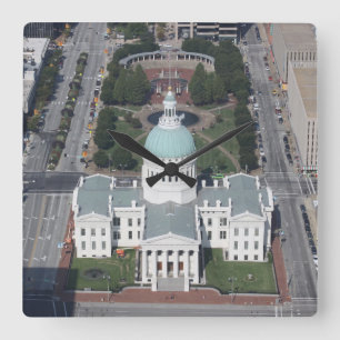 Carrée Horloge Saint-Louis