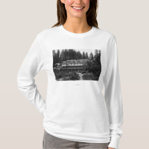Carson, WA Shipherd's Springs Hotel View T-Shirt