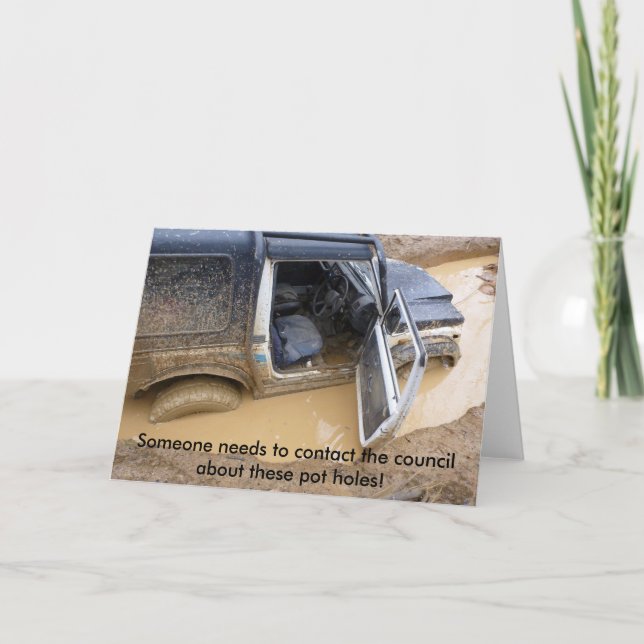 Carte 4x4 hors jeep de la gamme coincée dans la bo (Devant)