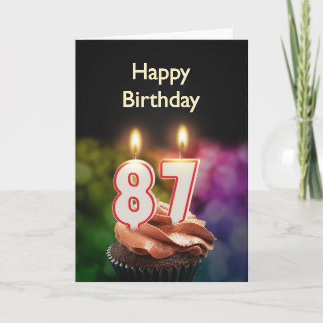 Carte 87ème anniversaire avec gâteau et bougies (Devant)