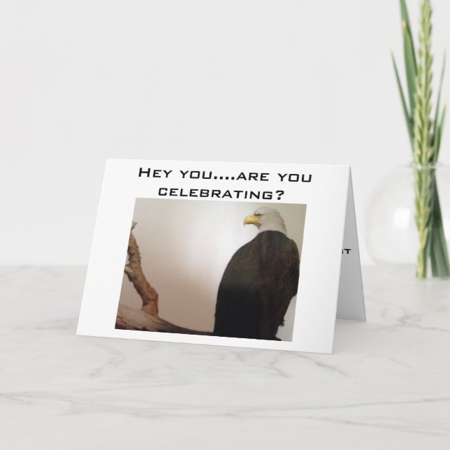 CARTE ANGRY EAGLE VEUT CÉLÉBRER VOTRE ANNIVERSAIRE (Devant)