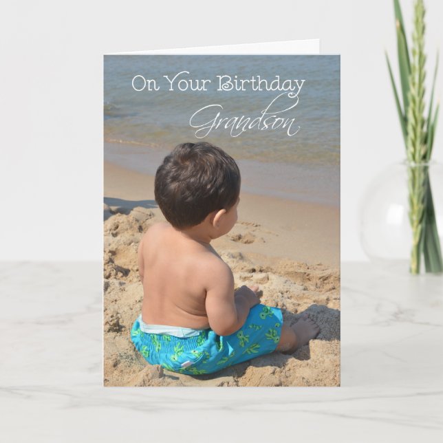 Carte Anniversaire de Grandson, Garçon sur la plage (Devant)