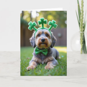 Carte avec noeud trèfle de chien mignon