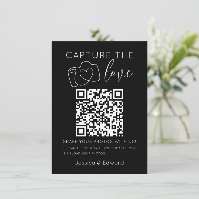 Carte Capturez L'Amour Qr Code Black Chic Mariage modern (Debout devant)