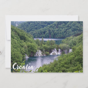 Carte Cascade cascade avec forêt verte en Croatie