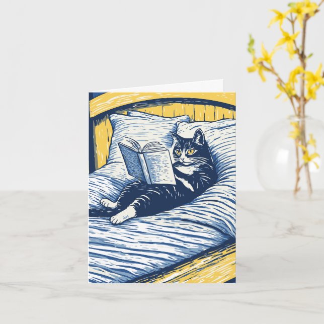 Carte chat lisant au lit (Fleur jaune)