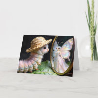 Chenille Pensant à un Papillon