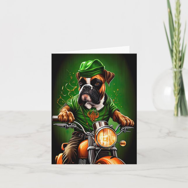 Carte Chien Boxeur Conduisant un Vélo St. Patrick's Day (Devant)