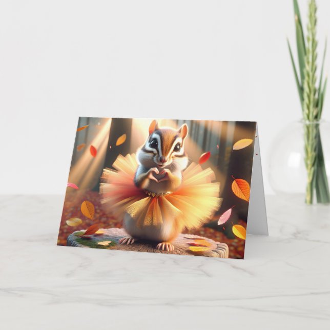 Carte Chipmunk porte un Tutu sur une souche d'arbre (Devant)