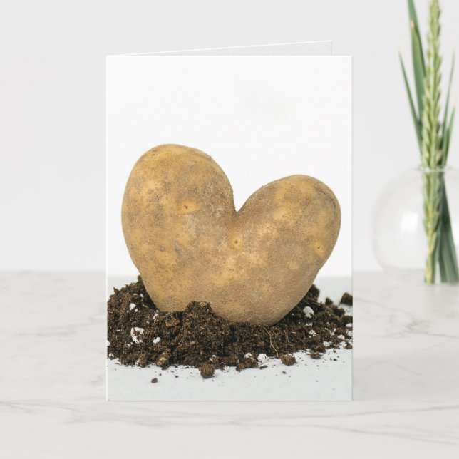 Carte cœur de pomme de terre dans la terre (Devant)