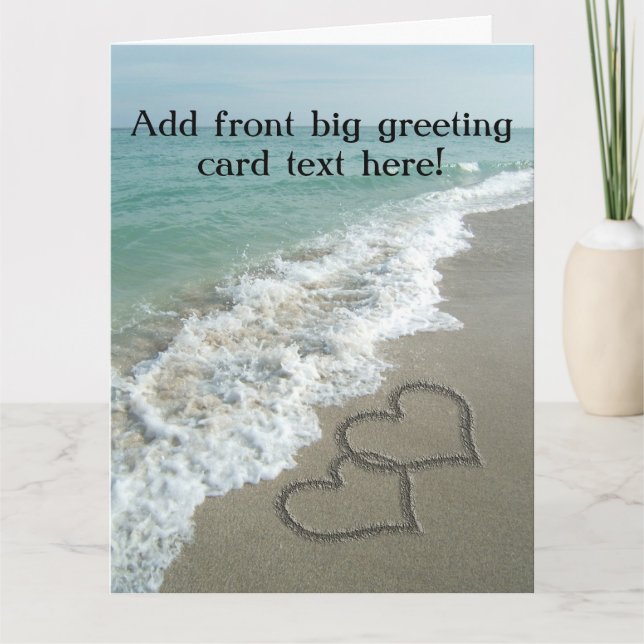 Carte Coeurs bloqués sur le sable de plage (Devant)
