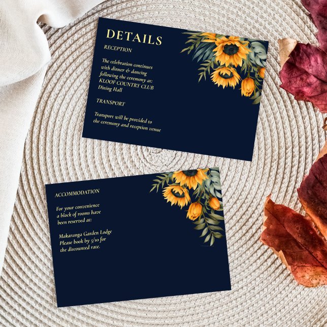 Carte D'accompagnement Automne bleu marine rustique tournesol détails mar (Fall navy blue rustic sunflower wedding details enclosure card moody dark blue with sunflowers)