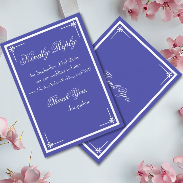 Carte D'accompagnement Beau Bleu Élégant Script Mariage classique RSVP (Beautiful Blue with Elegant White Script Classic Wedding RSVP Enclosure Card.)